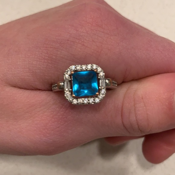 Ring - Picture 2 of 2